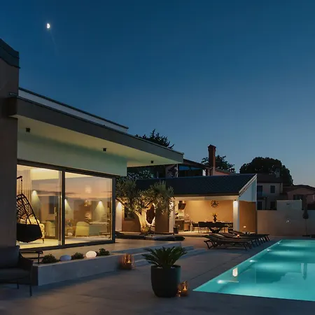 Kim With Pool And - Happy Villa